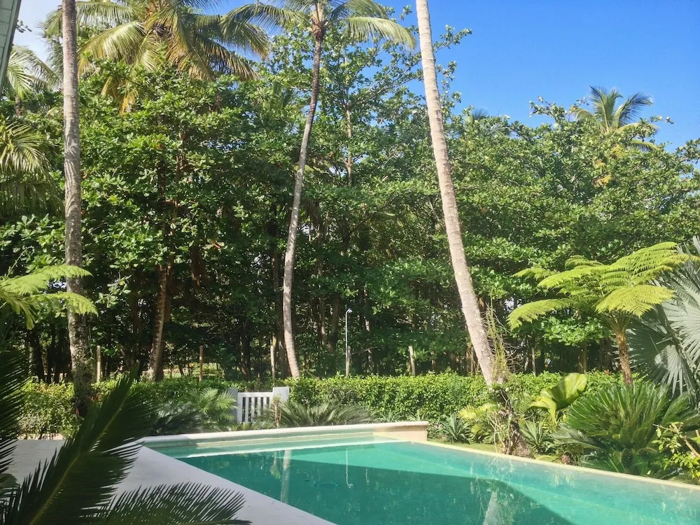 Gorgeous, 3-bedroom Villa With a Flower-filled Garden and an Infinity