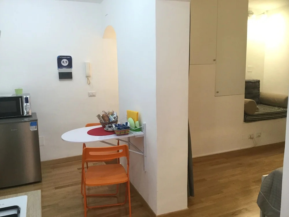 La Piazzetta B&B - Mini appartamento con ingresso indipendente