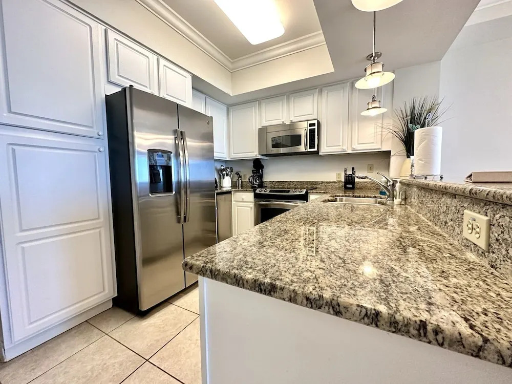 Sea Shell 3 Bedroom Townhouse by RedAwning