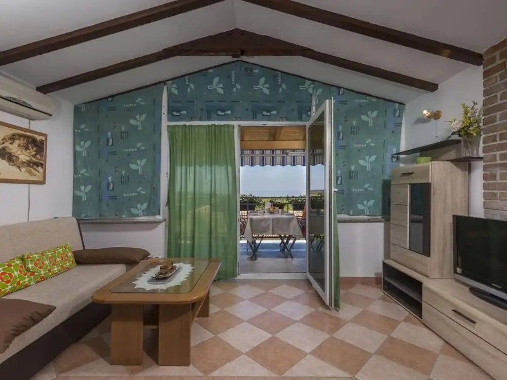 Holiday apartment GD in Villa Tina