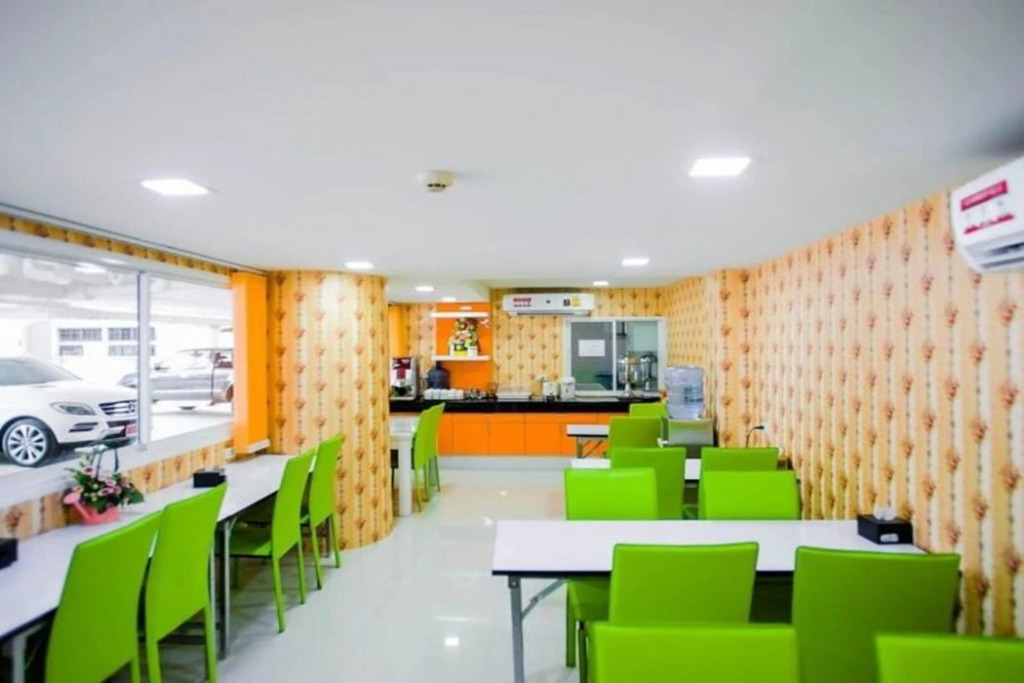 Family Hotel Khon Kaen - แฟมิลี่ โฮเทล ขอนแก่น