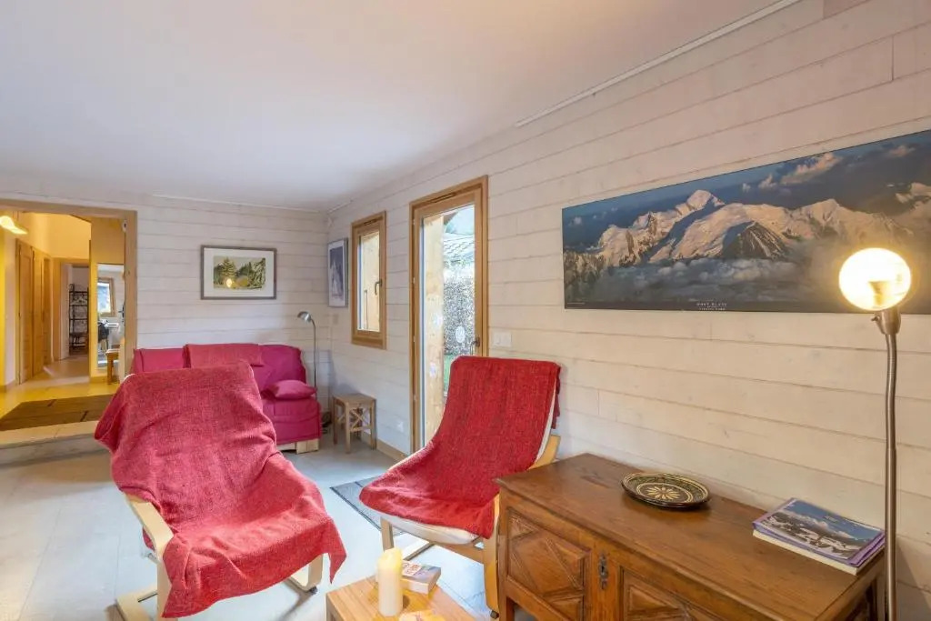 Chalet de 3 chambres avec jardin amenage et wifi a Les Houches a 2 km des pistes
