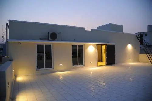 STAY BAY SERVICE APARTMENTS