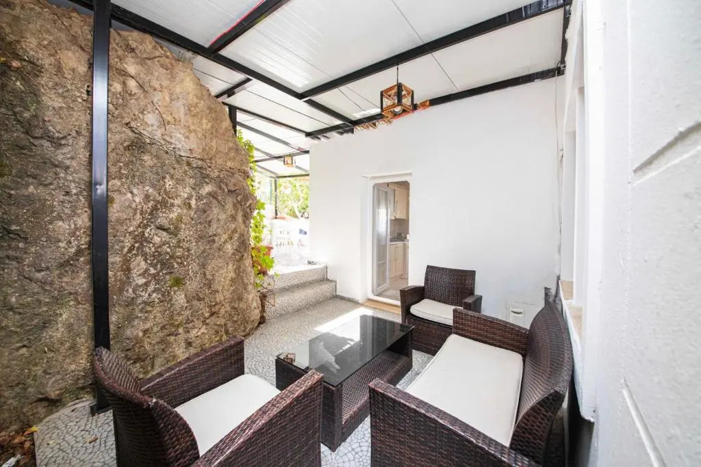 Chic House With Shared Pool Near Sea in Yalikavak