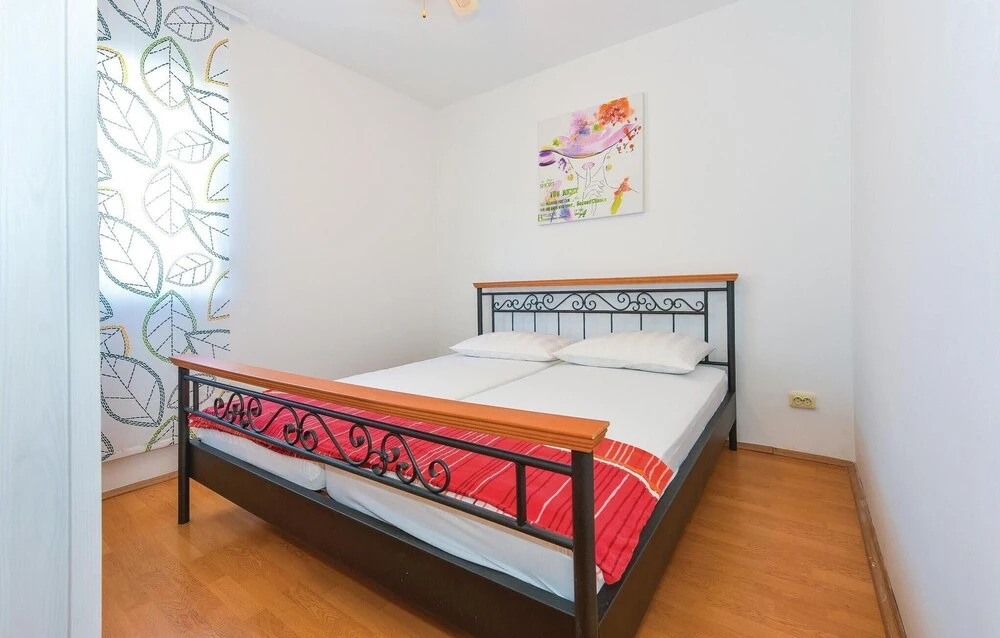 Nice Home in Vodice With Wifi and 1 Bedrooms