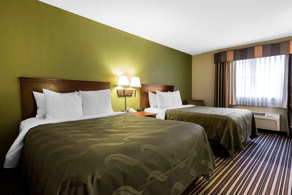 Quality Inn & Suites Columbia I-70