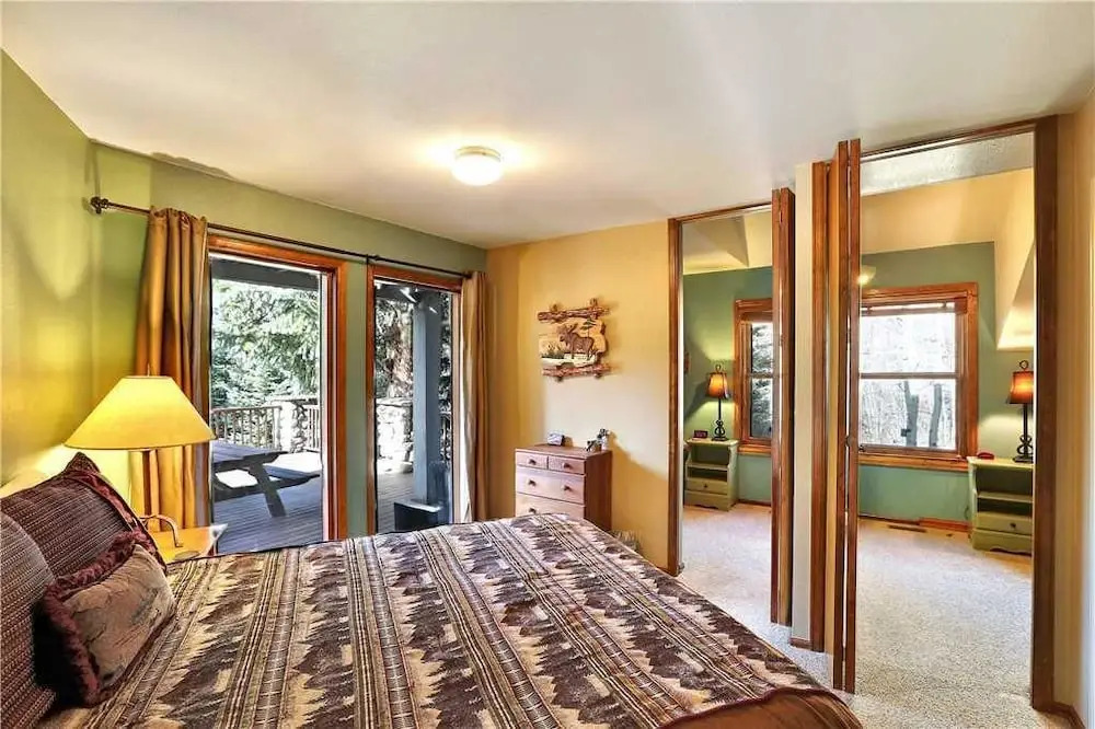 Hideaway Cabin House