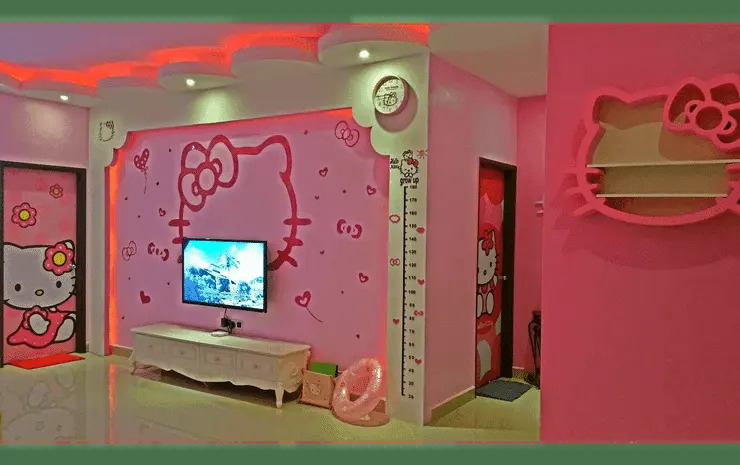 Hello Kitty Signature Suite