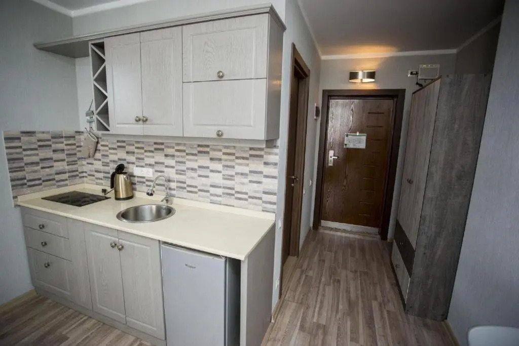 Apartment on Sherif Khimshiashvili Street 15b