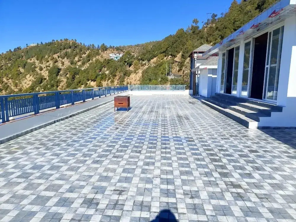 Cozy Kanatal Hotel And Resort