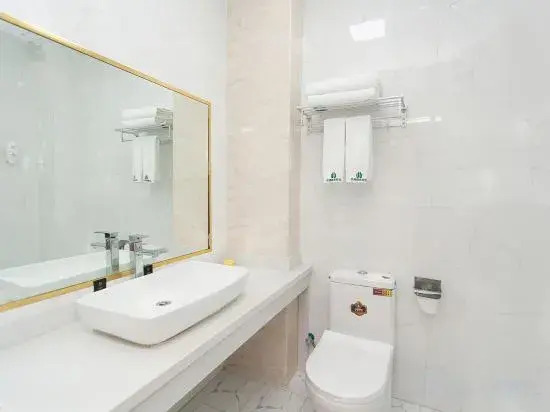 Junlan Business Hotel
