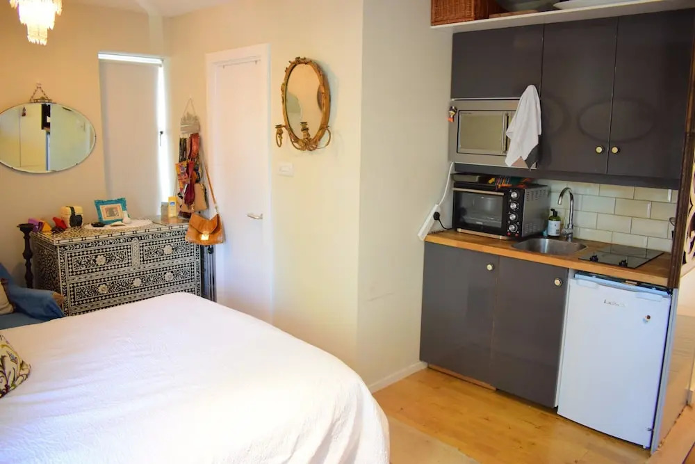 West London Studio with Garden