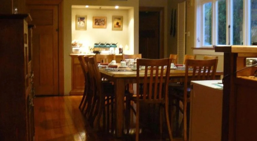 Holly Homestead B&B