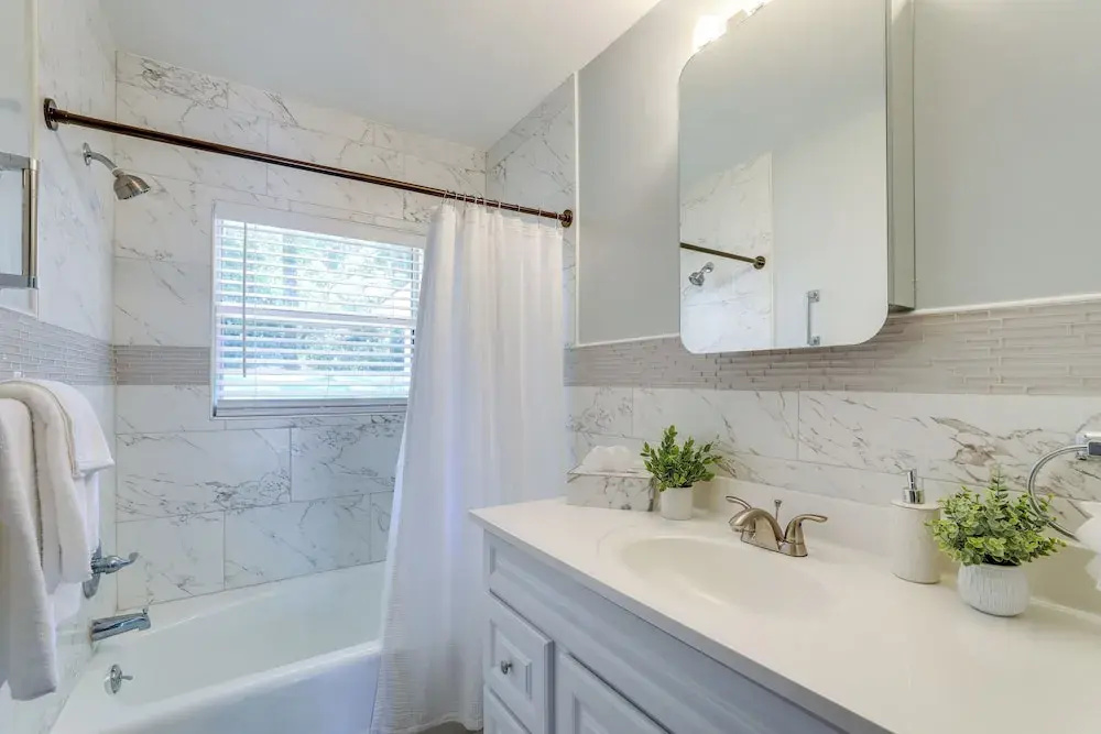 Decatur Apartment ~ 11 Mi to Downtown Atlanta!