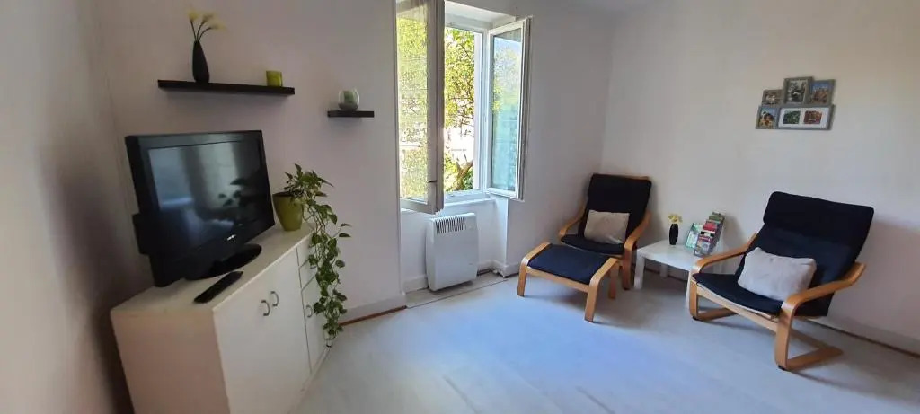 Appartement climatisé avec jardin