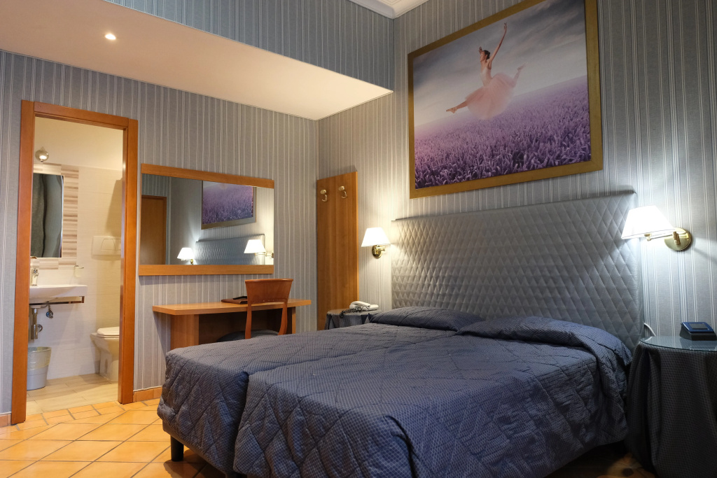 Hotel Lirico