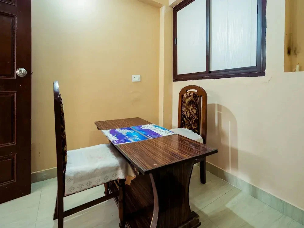 OYO 12395 Home Cozy 1BHK Near Mussoorie Bus Stand