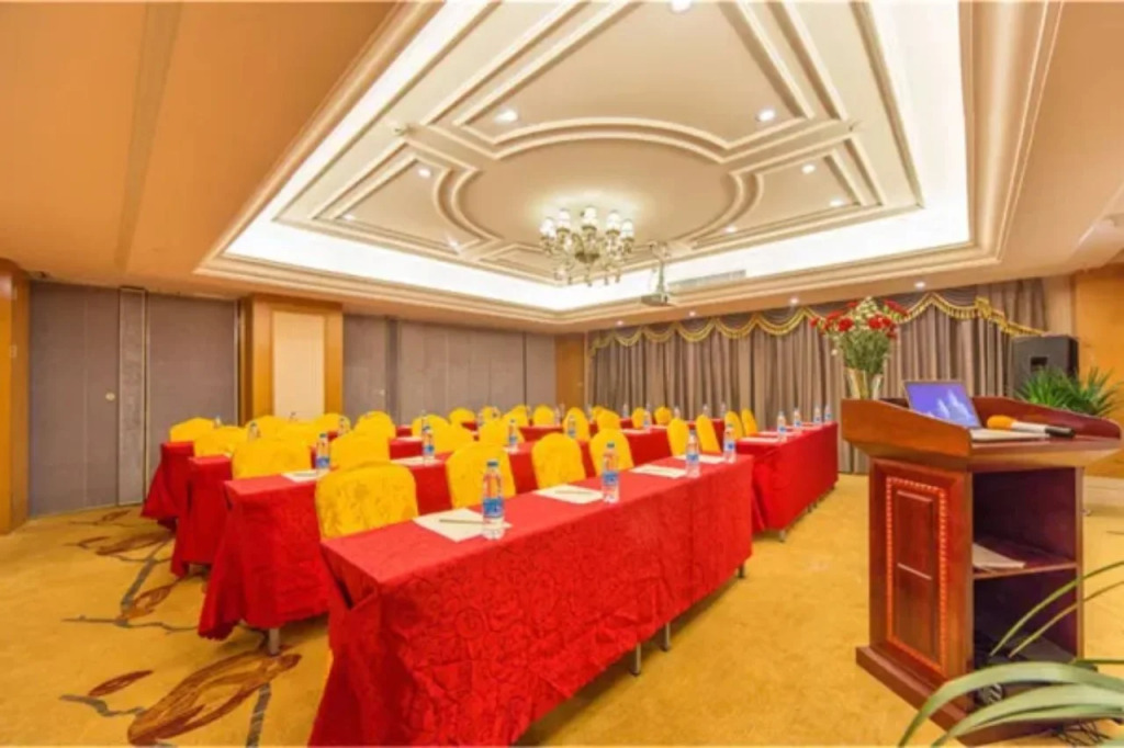 Vienna International Hotel Lijiang Yuxue Avenue