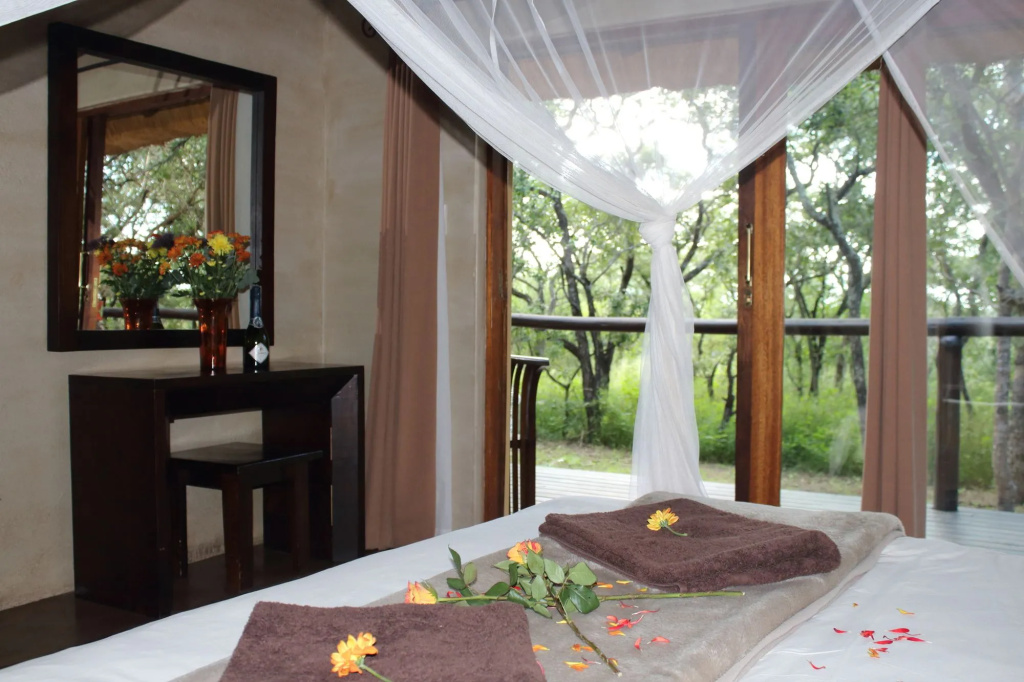 Thornhill Safari Lodge