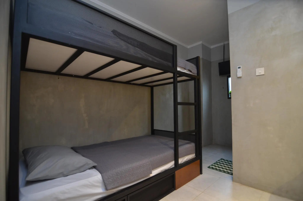 Naraya house