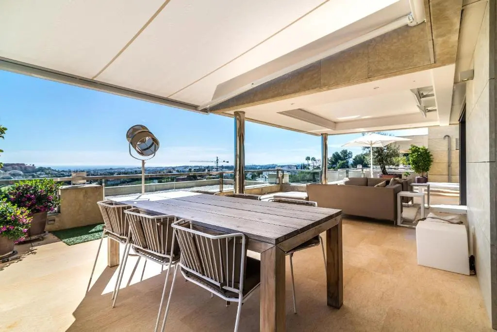 3bed apartment in Nueva Andalucia