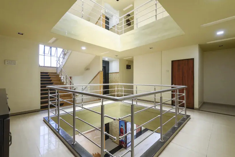 Hotel Shiv Tej Residency
