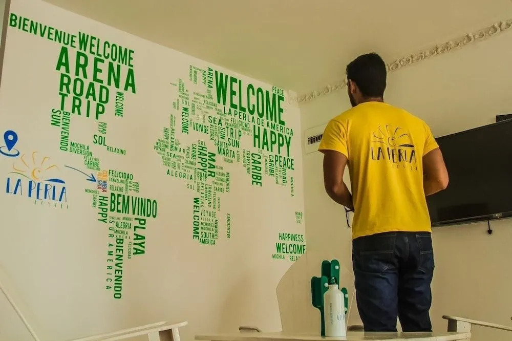 La Perla Hostel