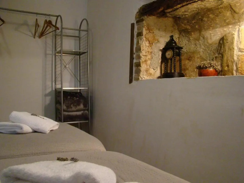 EVA & TRAVEL - Baronia - L'Escoleta 1