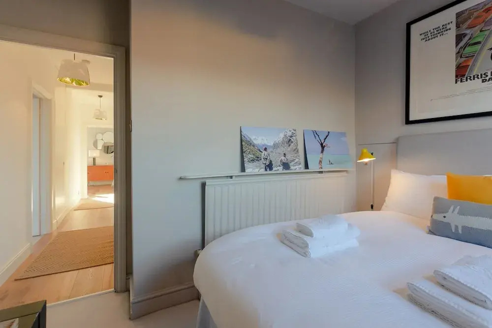2 Bedroom Apartment Near Ladbroke Grove