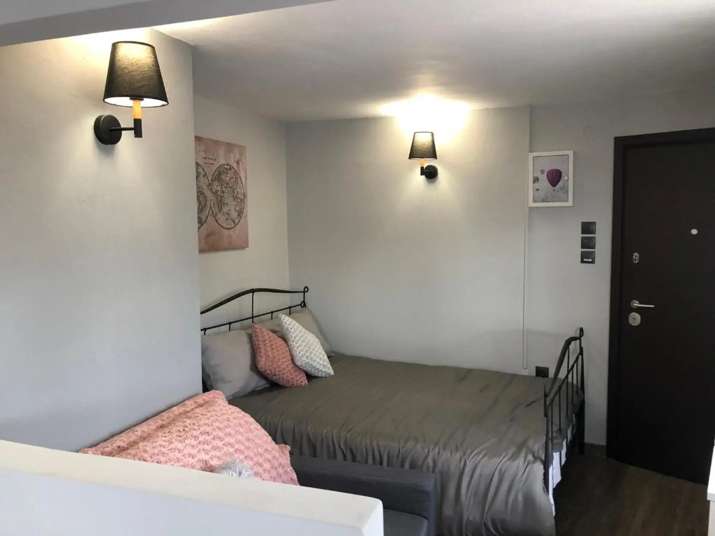 Acropolis Cozy Studio Home in the Heart of Athens