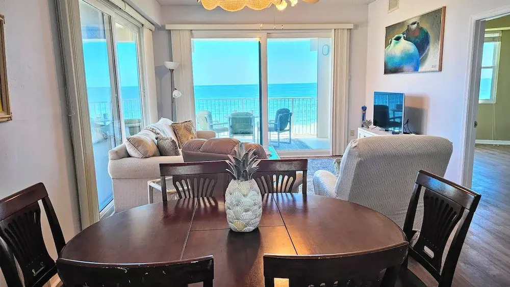 Surfclub Retreat 6th Floor Penthouse Corner! Wraparound Balcony! Ocean Views!