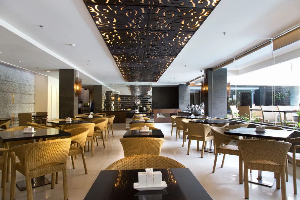 ZenRooms Kuta Jerman Beach