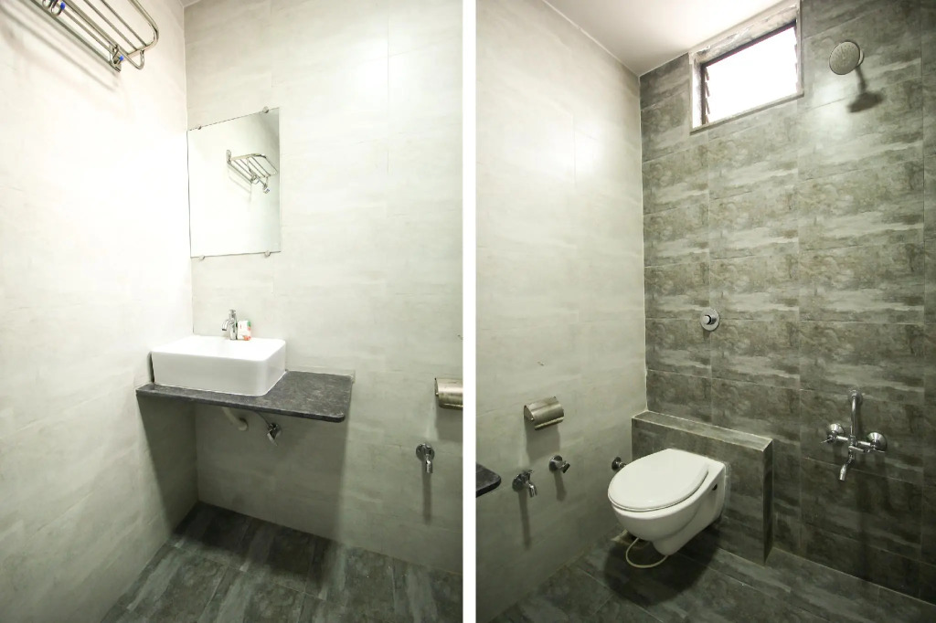 OYO 8864 Hotel Royal City