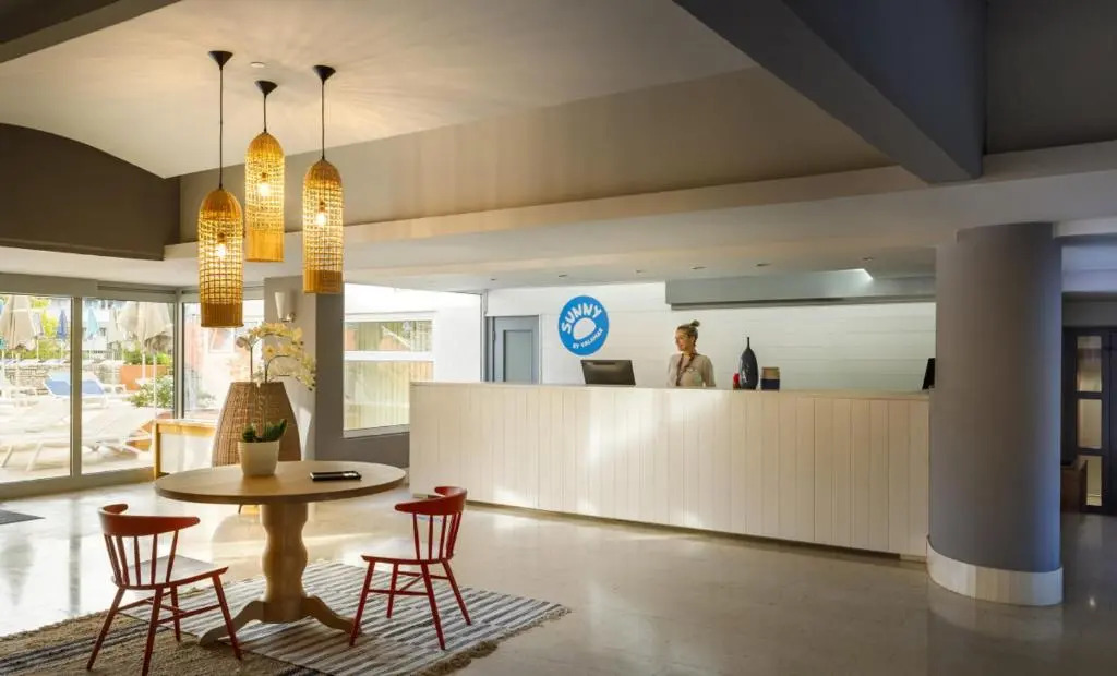 Miramar Hotel