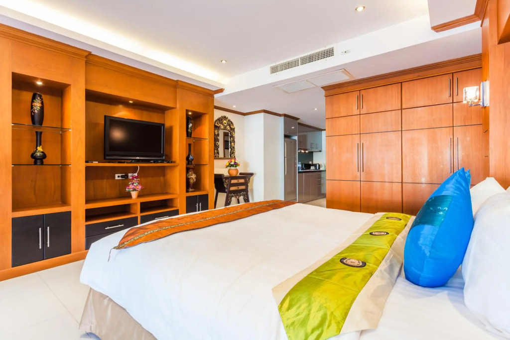 Tara Court Condo