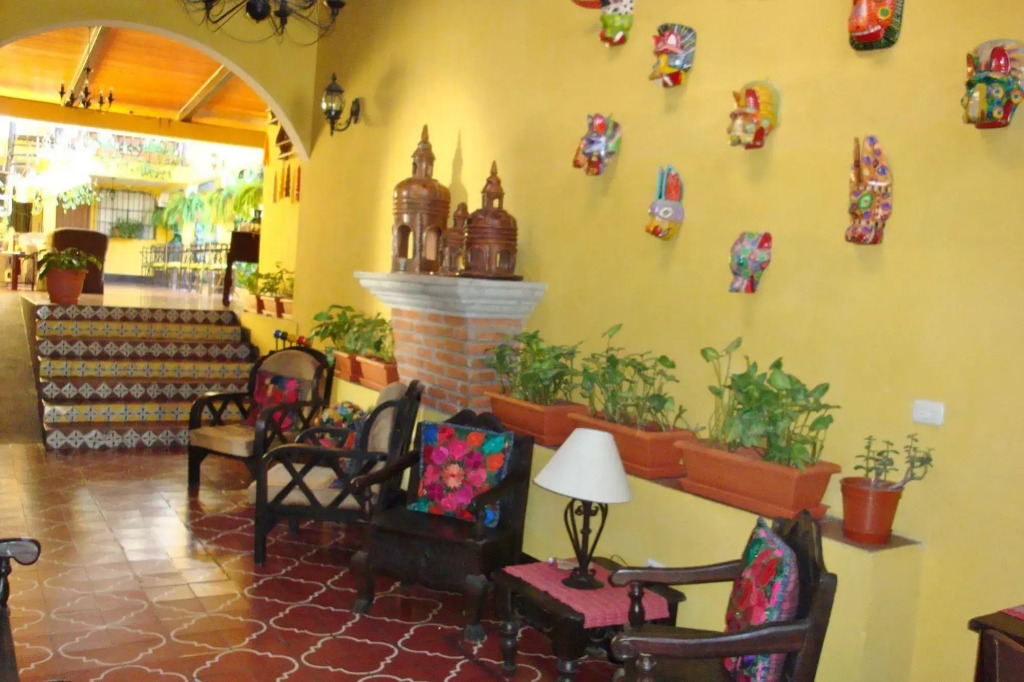 Hotel Las Camelias Inn by AHS
