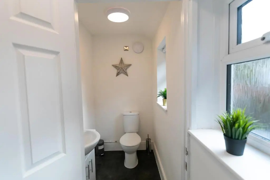 Modern Contractor House & Garden & Free Parking