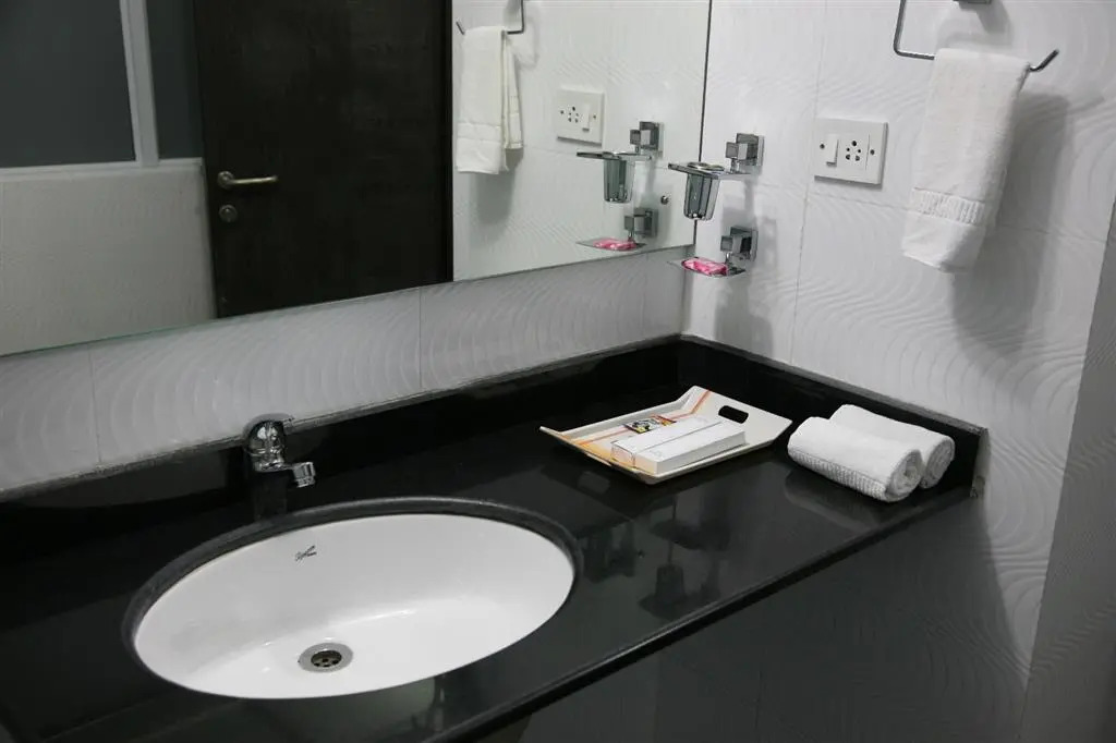 Castle Bay Noida
