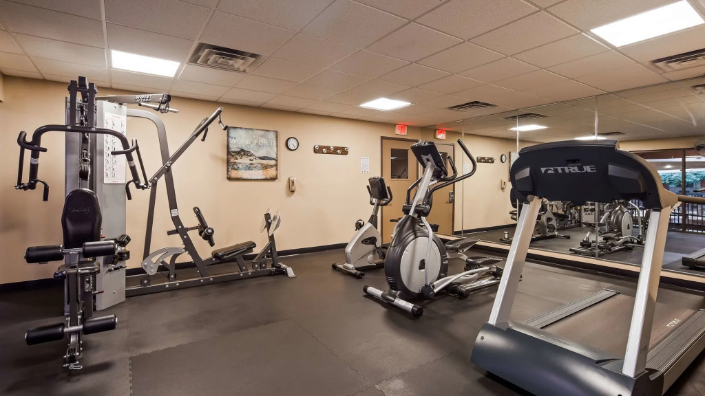 Best Western Plus Raton Hotel