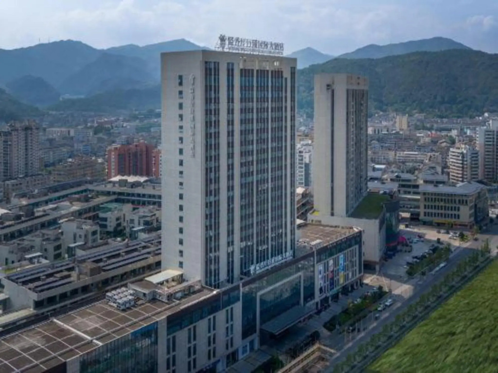 Yixiangting Juxi International Hotel