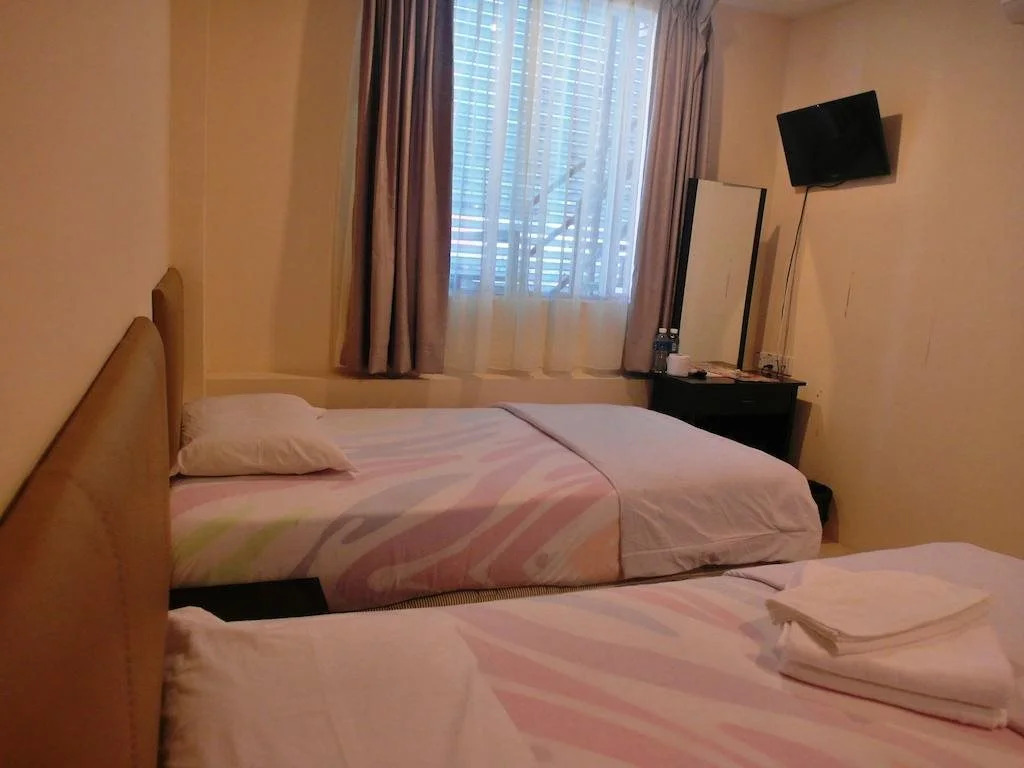 KK Crystal Hotel