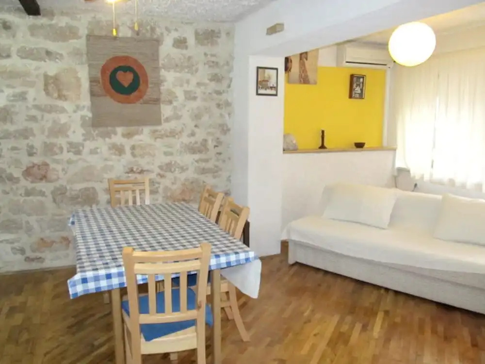 Studio in Betina, With Wonderful City View, Furnished Terrace and Wifi