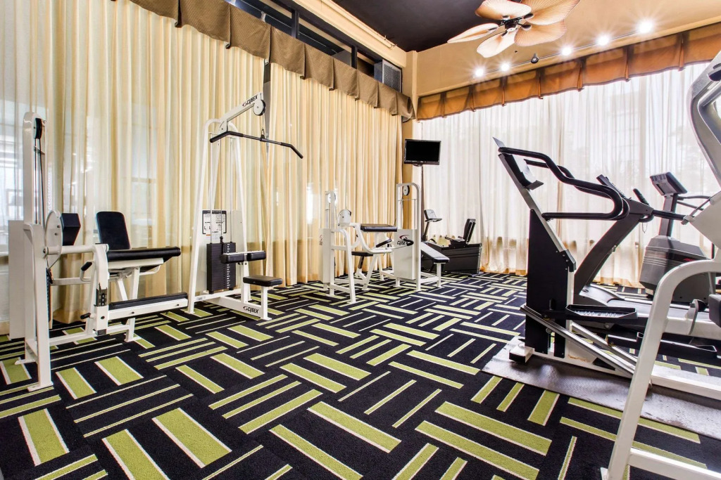 Coastal Hotel & Suites Virginia Beach - Oceanfront
