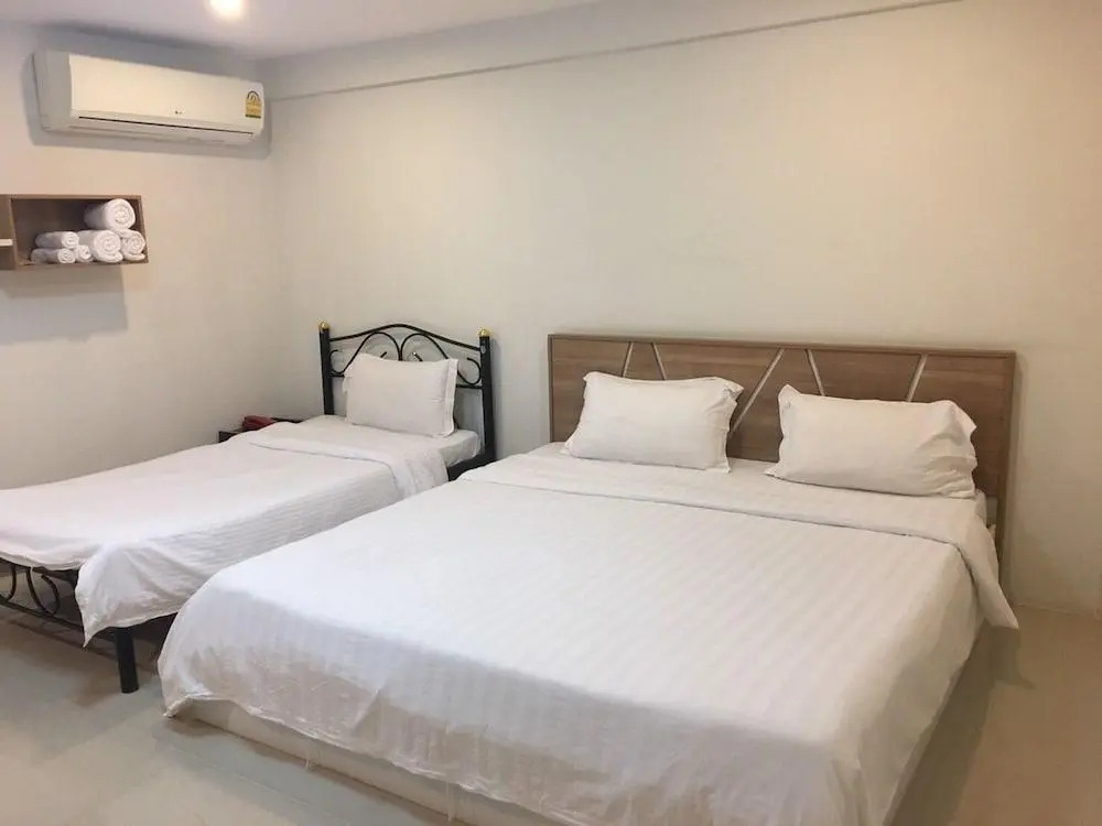Chai Hotel Bangbo