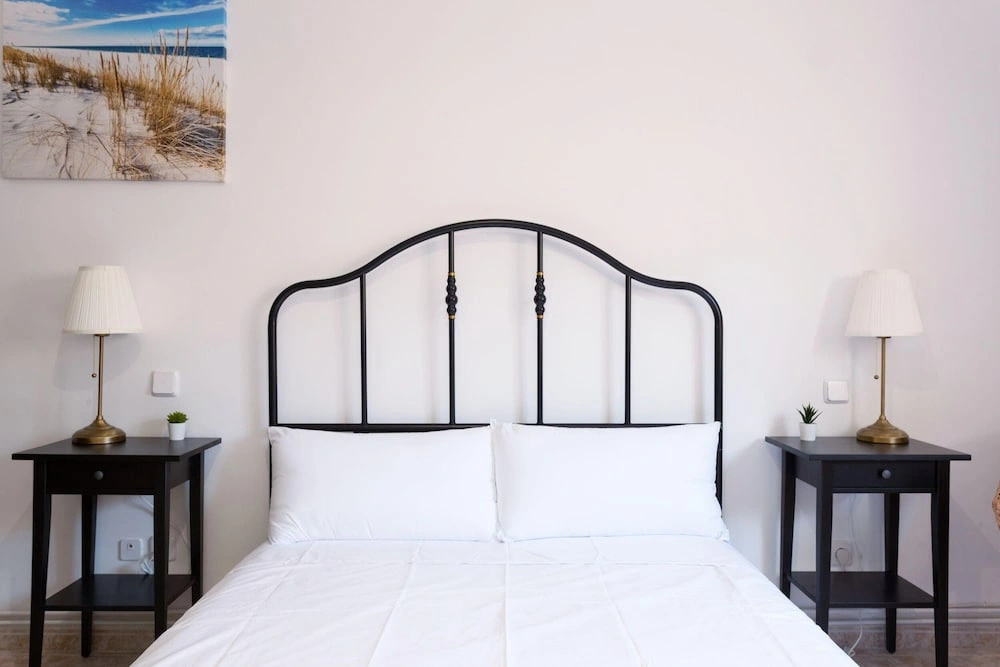 Design Apt. Historic District - Sol