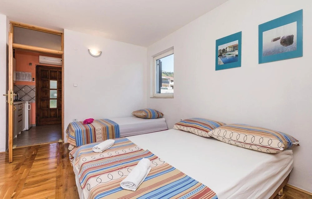Stunning Home in Stara Novalja With Wifi and 1 Bedrooms