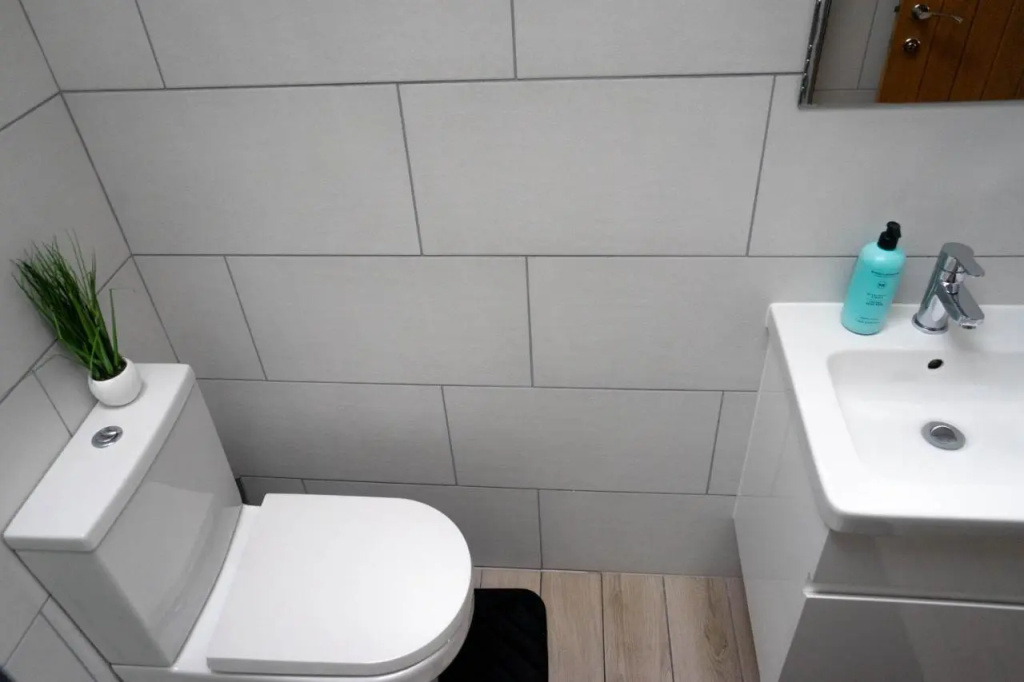 1 Bed House , Free Wifi,Free Parking,Leasure,Business