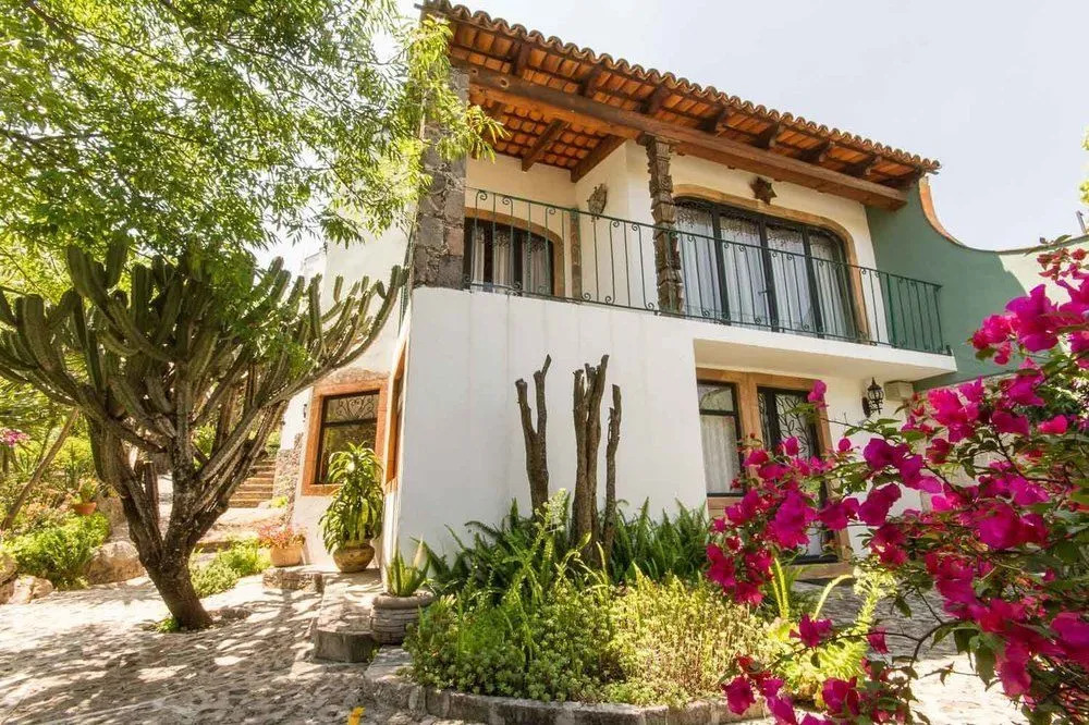La Casa del Pirul - Boutique Villas Xichu