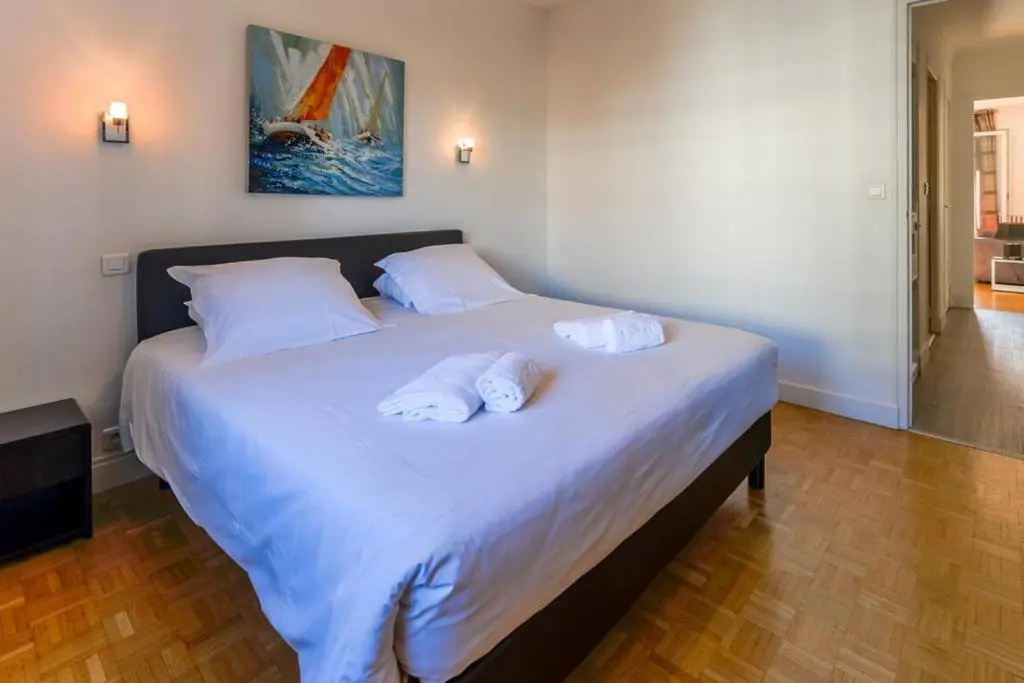 Furnished Apartment for 4 people in the city center