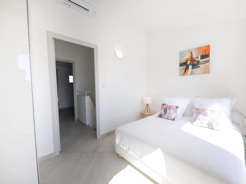 Superb holiday home in Port Grimaud with jetty